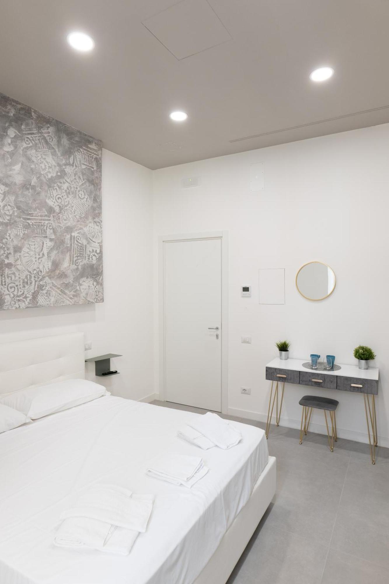 Relais Palazzo Nizza - Luxotel & Apartotel Salerno Eksteriør billede